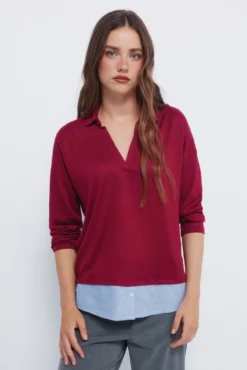 Polo de malha com corte combinado
