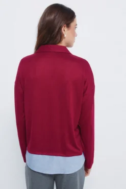 Polo de malha com corte combinado