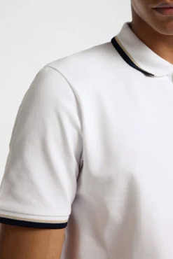 Polo de manga curta em piqué