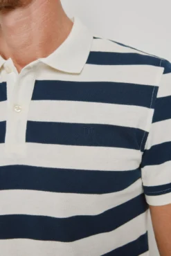 Polo de riscas de manga curta