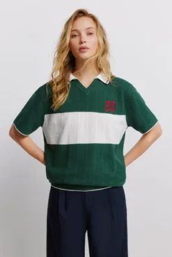 Polo desportivo com contraste