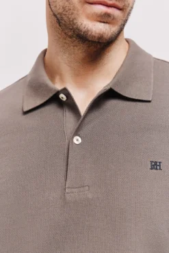 Polo manga comprida com logo bordado