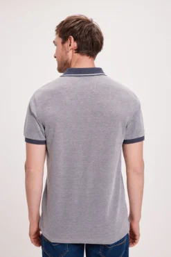 Polo Piqué com Bolso