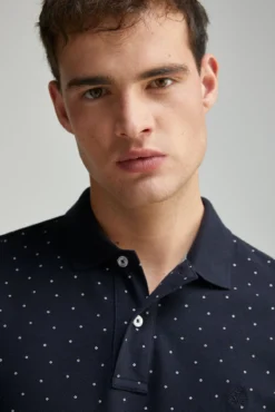 Polo piqué estampado integralmente regular fit