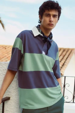 Polo piqué rugby com corte boxy
