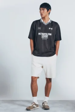 Polo Sport com corte quadrado