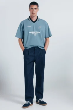 Polo Sport com corte quadrado