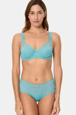 Recycled lace lace
