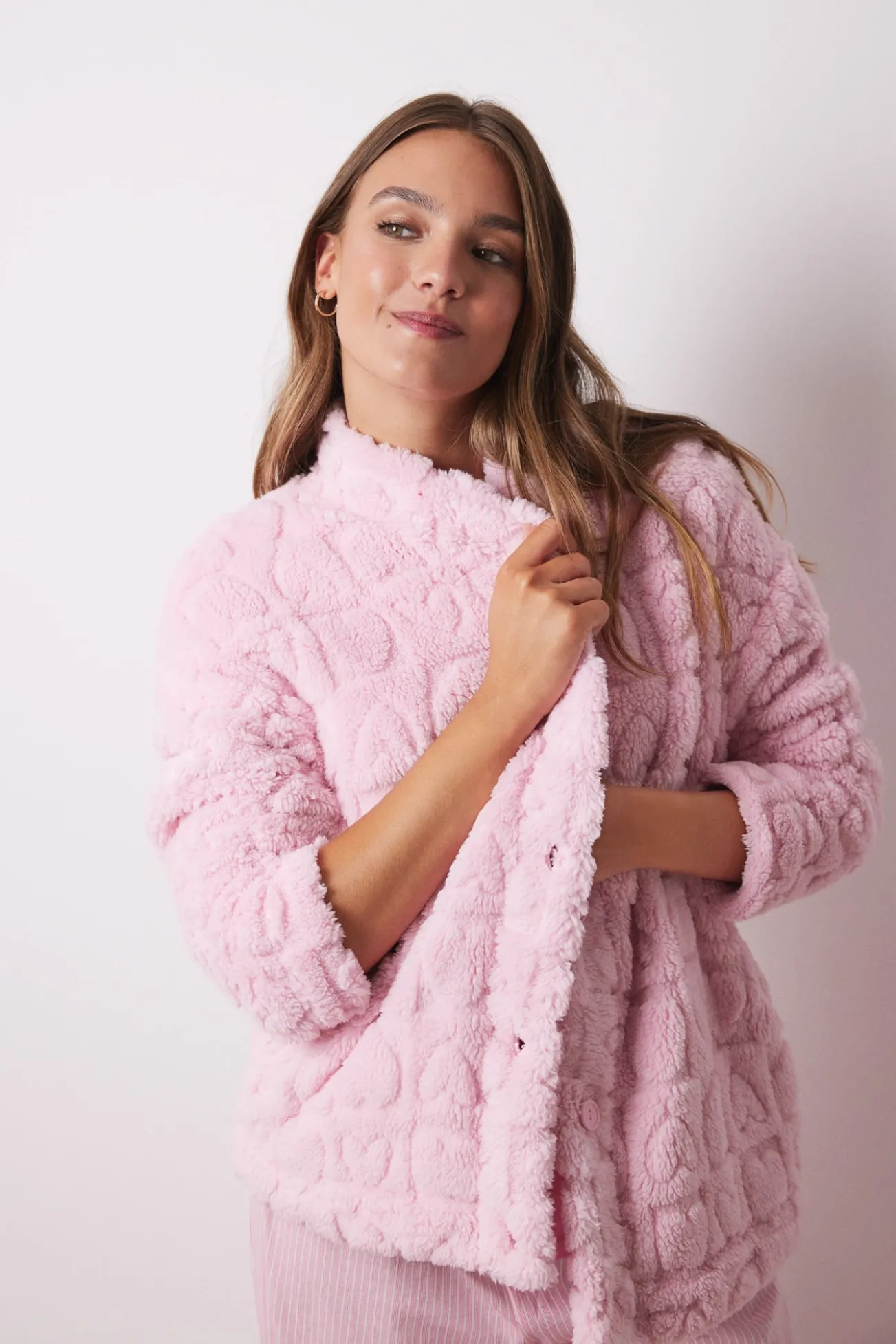 Robe curto rosa com corações de cabelo fofo