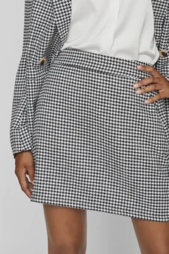 Saia alfaiate total look Vila