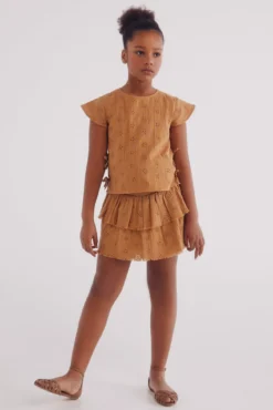 Saia bordado suíço menina