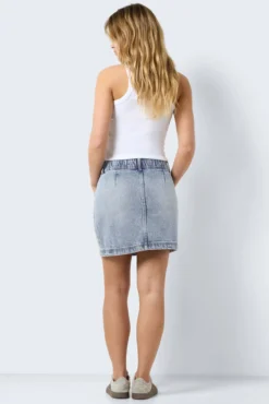 Saia curta denim