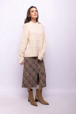 Saia estampada em jacquard