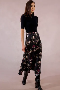 Saia longa com estampado floral