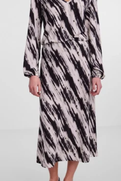Saia midi estampada