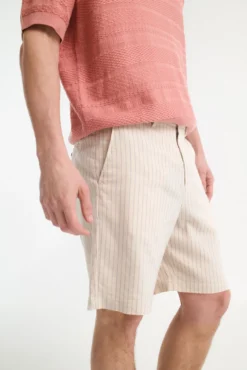 Shorts calças chino estruturados de linho