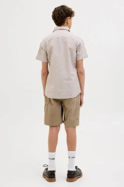 Shorts cargo folgados