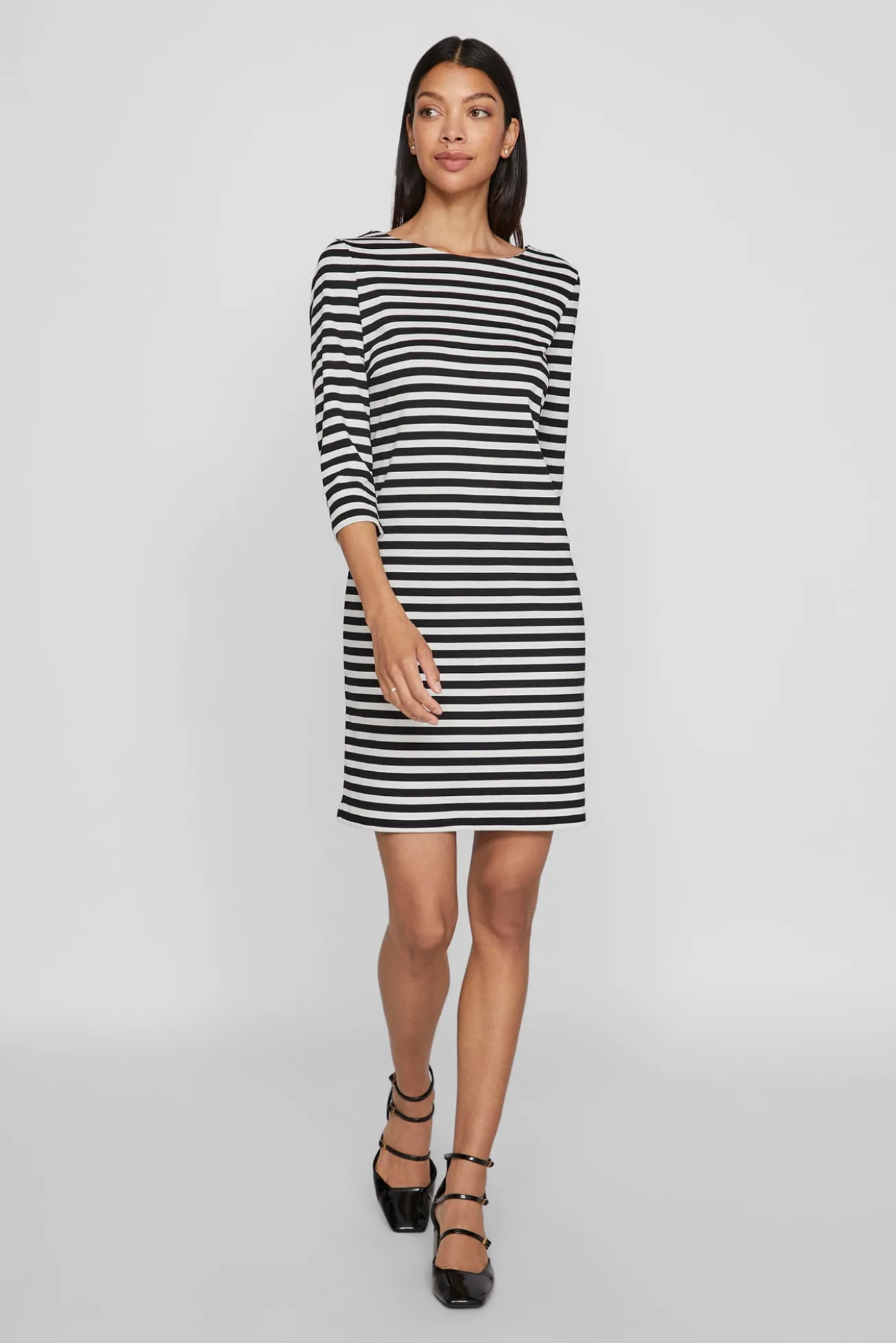 Short striped dress