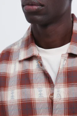 Sobrecamisa sobrecamisa étnica