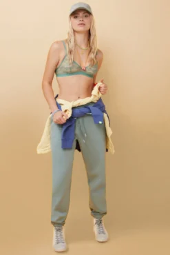 Soutien top triangular renda verde