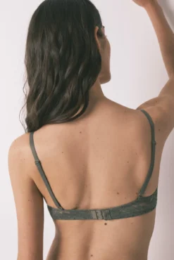 Soutien triangular CHARMING com enchimento em renda caqui