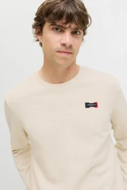 Sweatshirt básico com logo