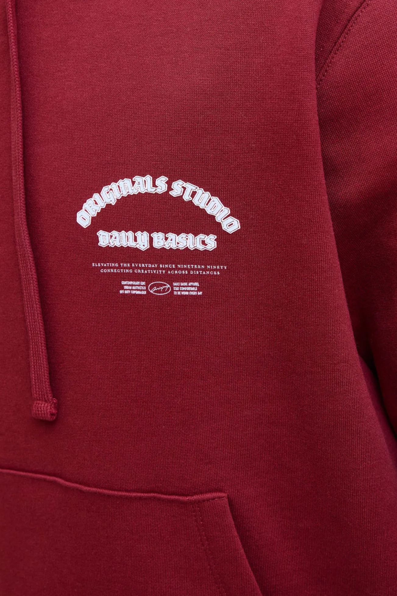 Sweatshirt capuz do estúdio