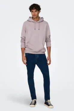 Sweatshirt com capuz de lã