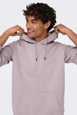 Sweatshirt com capuz de lã