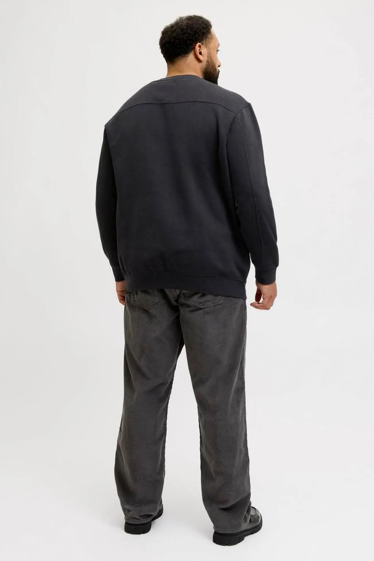 Sweatshirt com capuz e logo