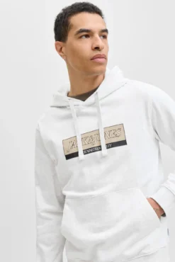 Sweatshirt com capuz e logo frontal
