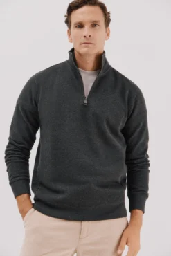Sweatshirt com gola e fecho-éclair