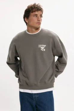 Sweatshirt com gola redonda