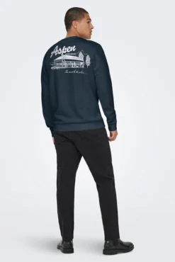 Sweatshirt com gola redonda