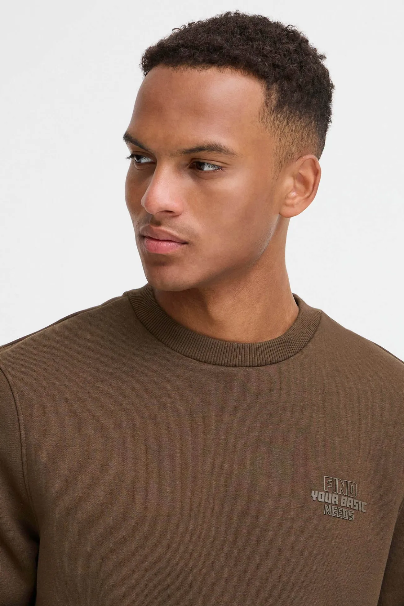 Sweatshirt com gola redonda
