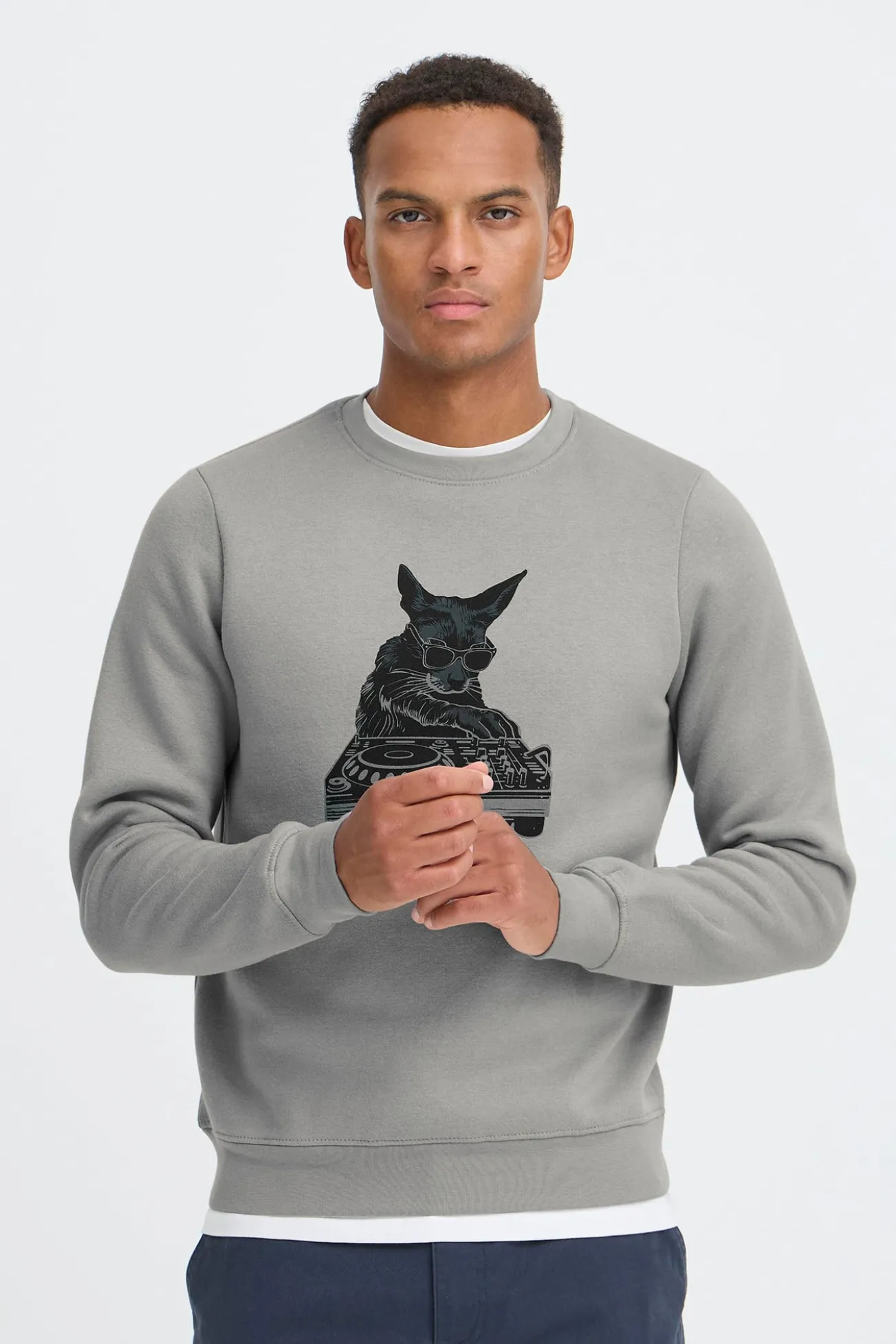 Sweatshirt com gola redonda