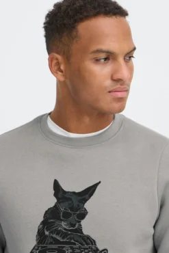 Sweatshirt com gola redonda