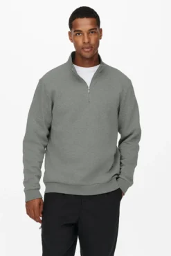 Sweatshirt regular com fecho-éclair