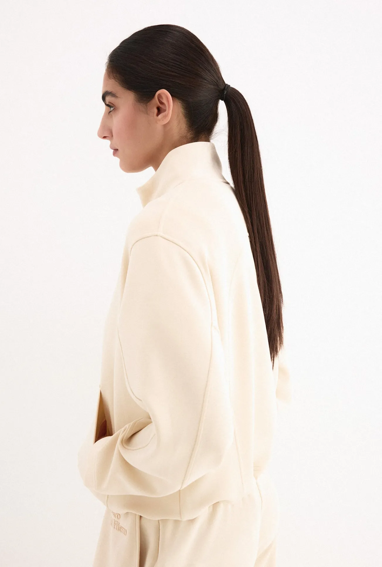 Sweatshirt soft touch com gola