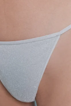 Tanga lurex prateada sem costura