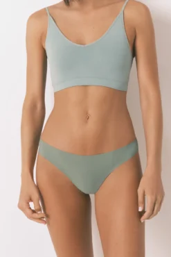 Tanga verde lisa