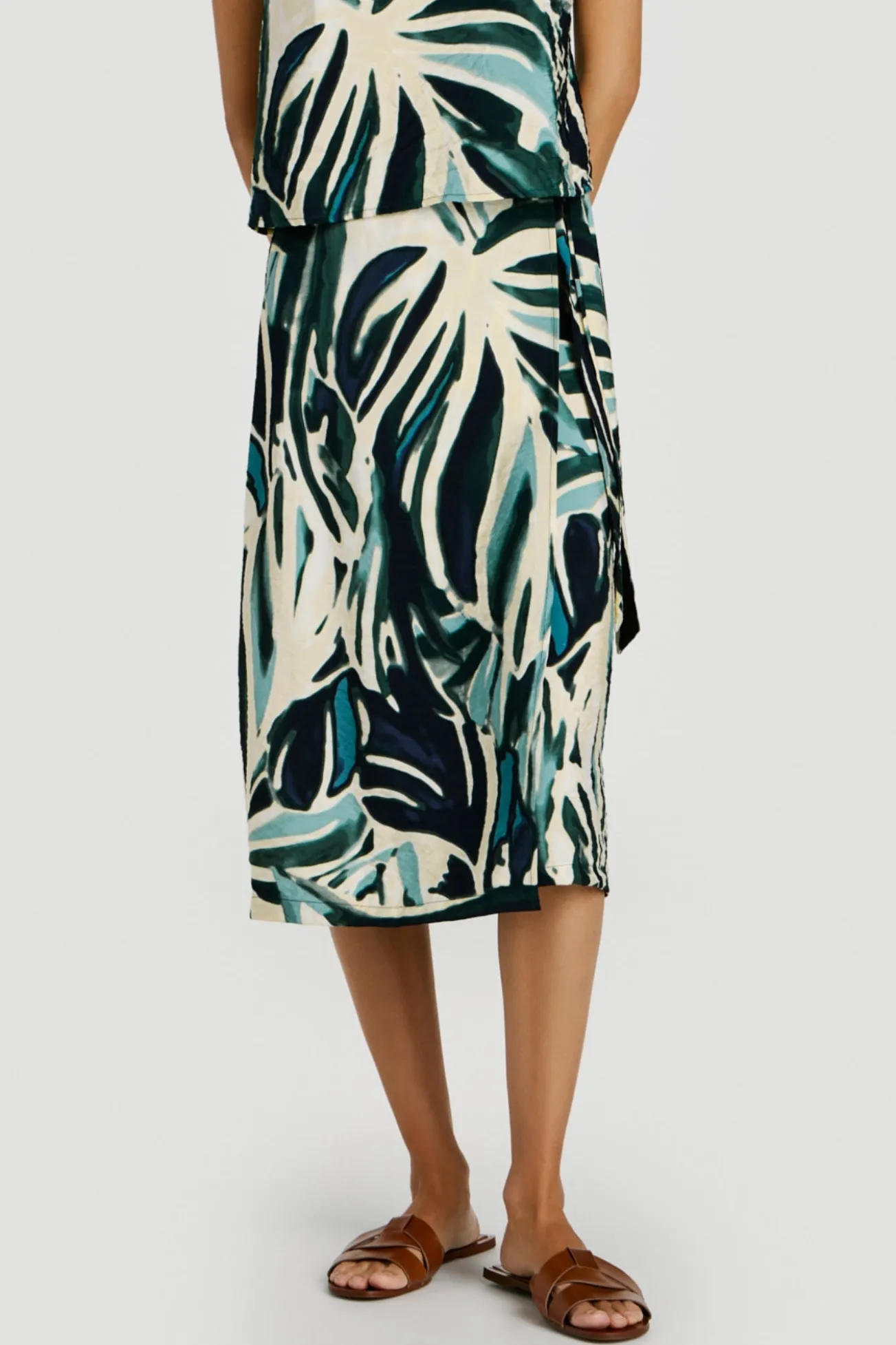 Top com folho estampado em viscose