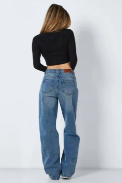Top cropped