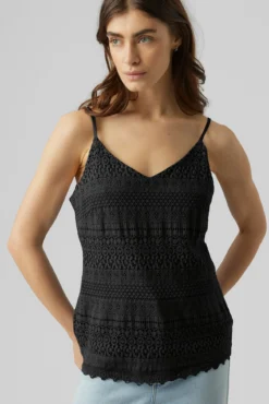 Top de alças com renda