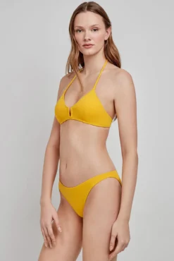 Top de biquíni amarelo sem aro e enchimento removível