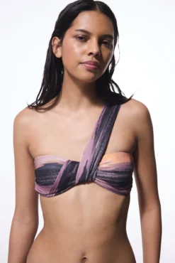Top de biquíni assimétrico com glitter