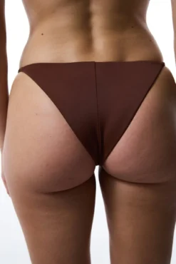 Top de biquíni marrom
