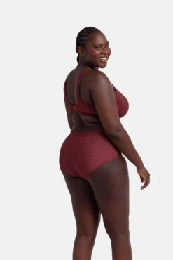 Top de biquíni vermelho