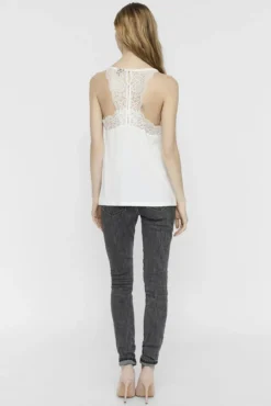 Top de mulher sem mangas estilo lingerie