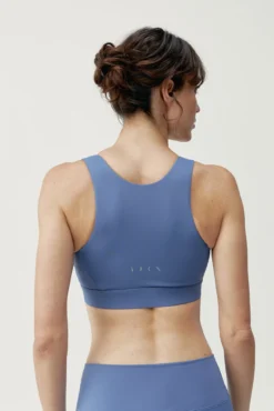 Top esportivo Eider
